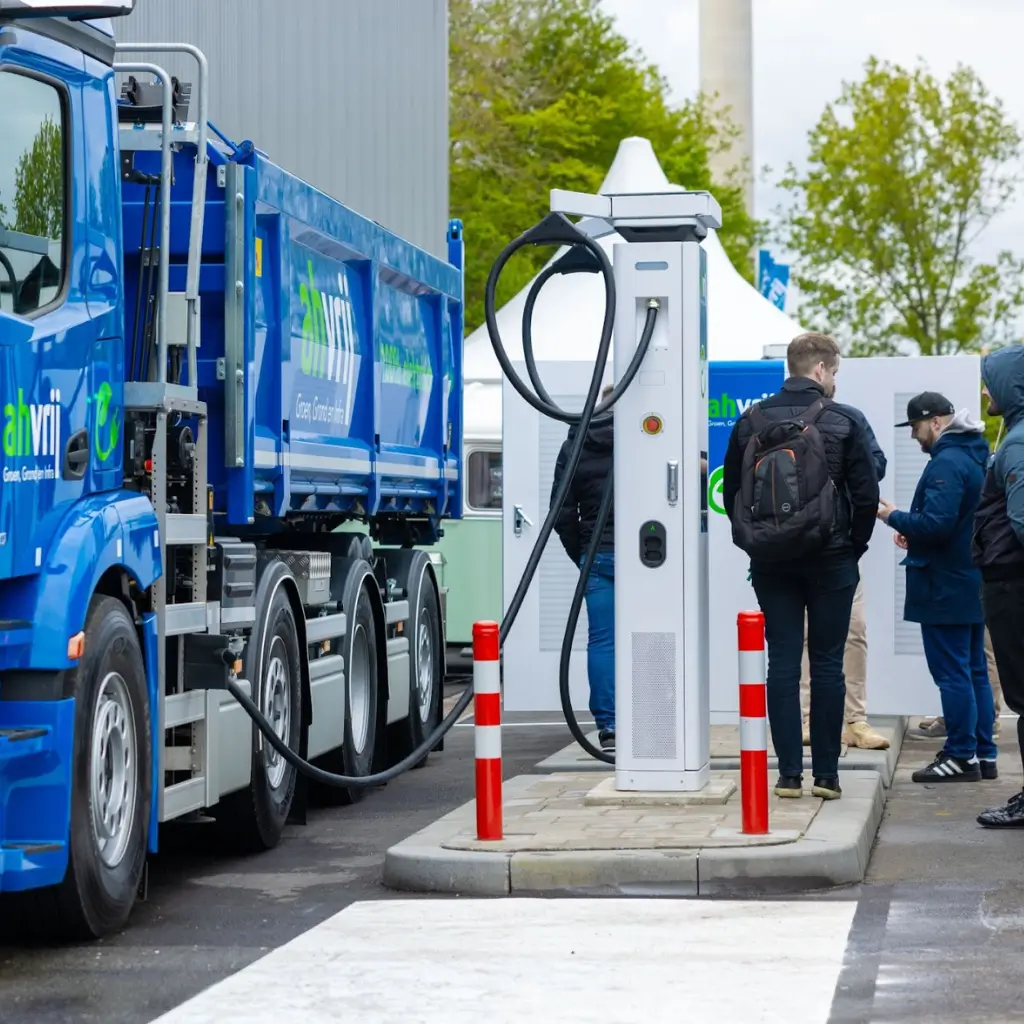 3 ways to structure your EV charging station business (2).webp