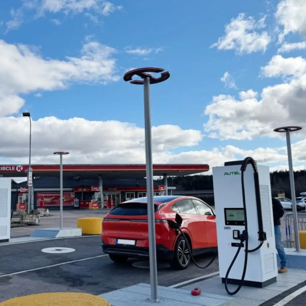 A complete guide to the ROI of EV charging stations (2).webp