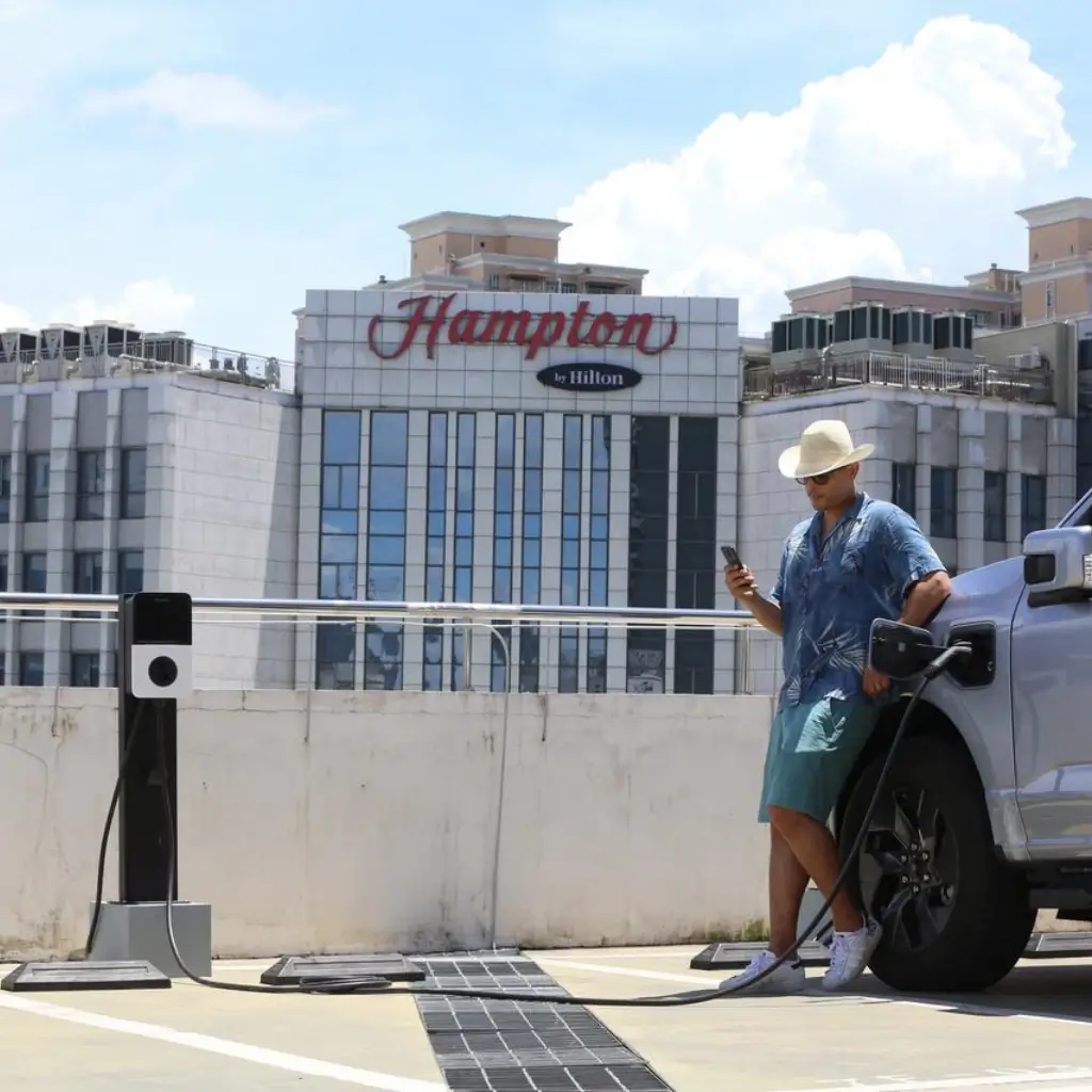 Choosing the Right EV Charging Stations for Your Commercial Property (2).webp