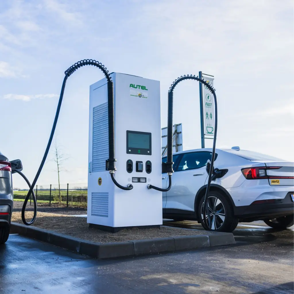 What are the key benefits of fast EV charging stations (2).webp