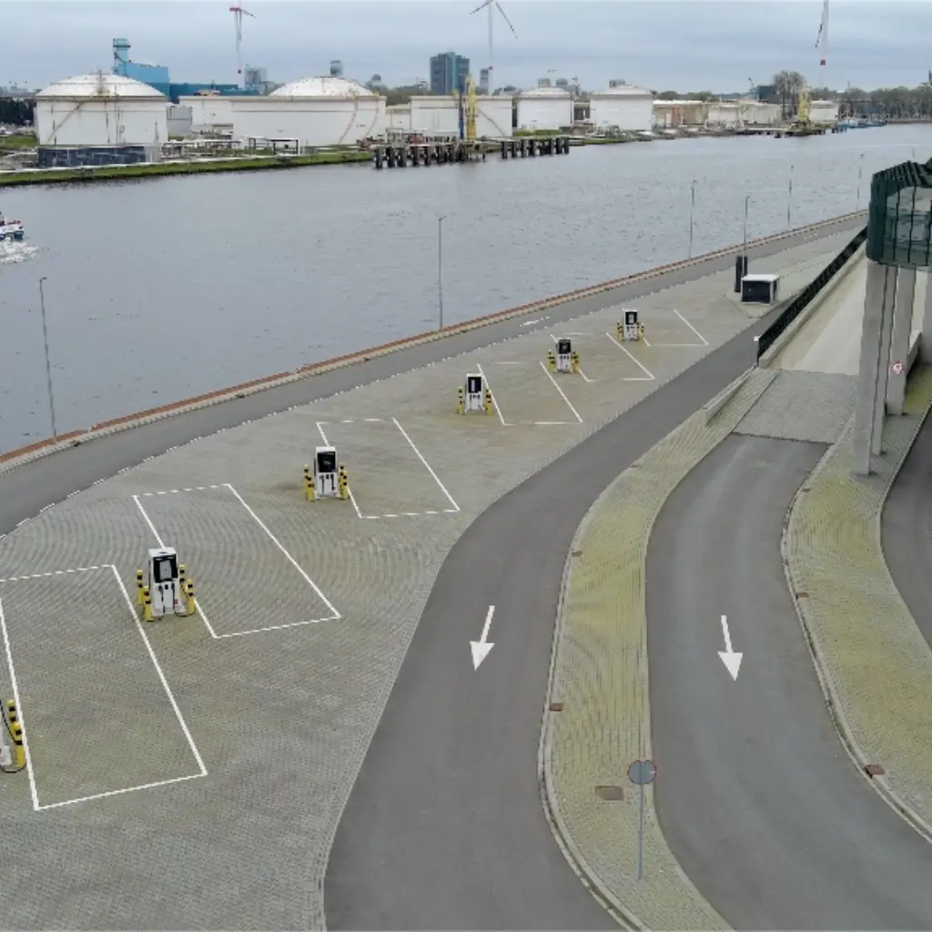 What is electric vehicle (EV) fleet charging powering the future of transportation (2).webp